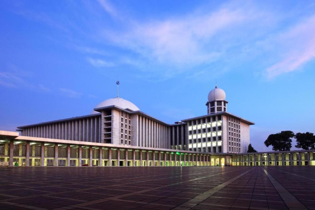 Redstar Hotel Jakarta Ngoại thất bức ảnh