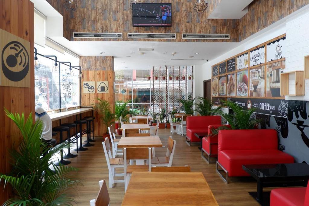 Redstar Hotel Jakarta Ngoại thất bức ảnh