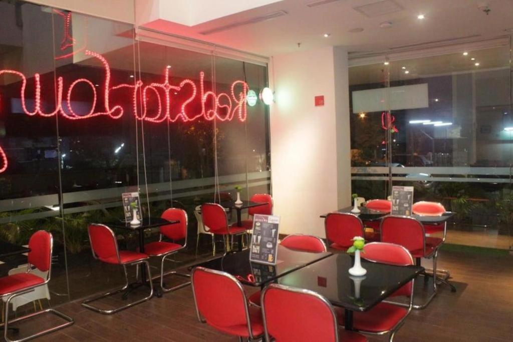Redstar Hotel Jakarta Ngoại thất bức ảnh