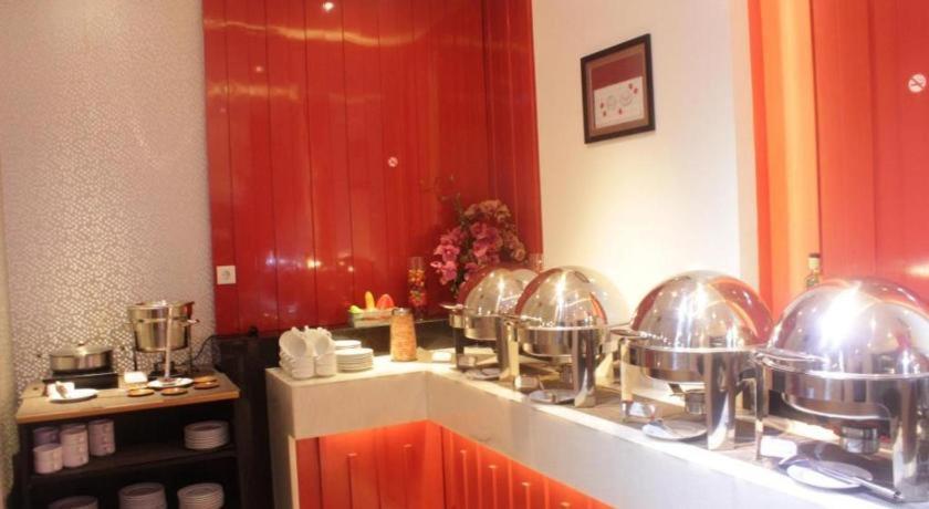 Redstar Hotel Jakarta Ngoại thất bức ảnh